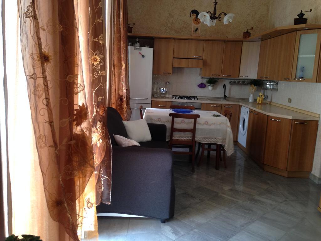 Apartmán Casa Vacanza "Marina San Giuseppe" Ventimiglia Exteriér fotografie